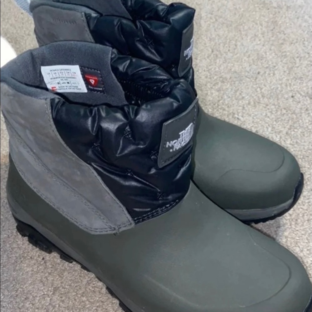 North face snow boots